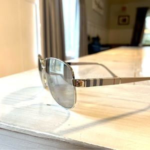 Burberry sunglasses